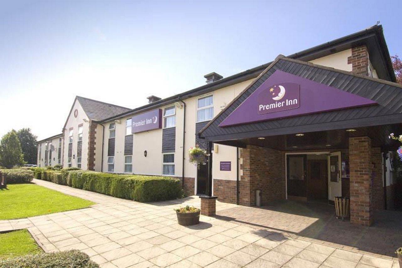 Premier Inn Newcastle Airport South Woolsington Exterior photo